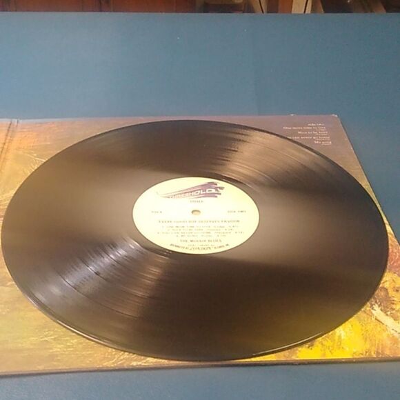 The Moody Blues Vinyl Record - Picture 12 of 13